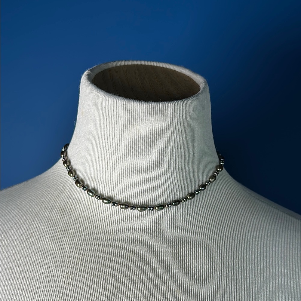 Elegant Olive Pearl Choker Necklace